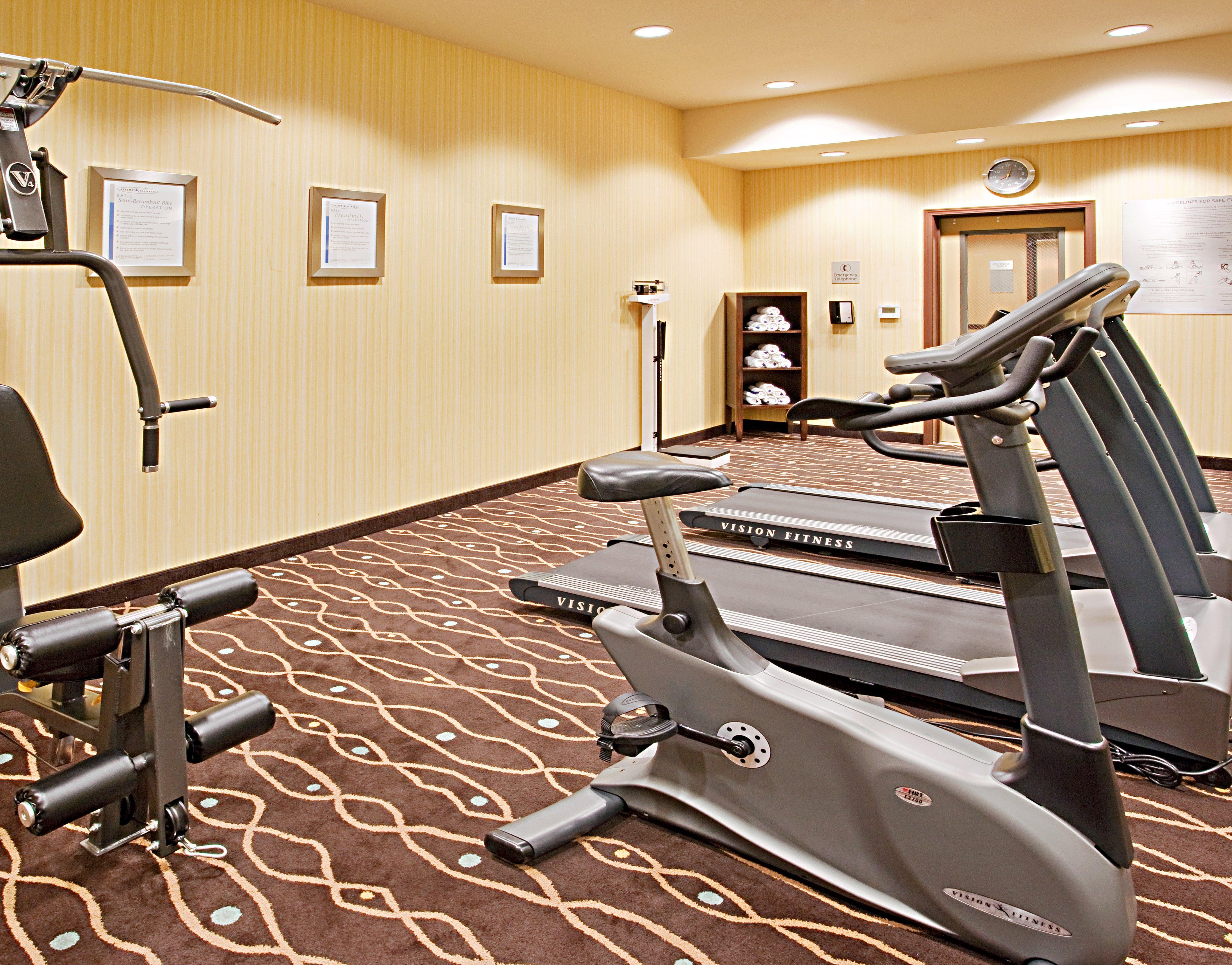Holiday Inn Express & Suites Salinas By Ihg Buitenkant foto