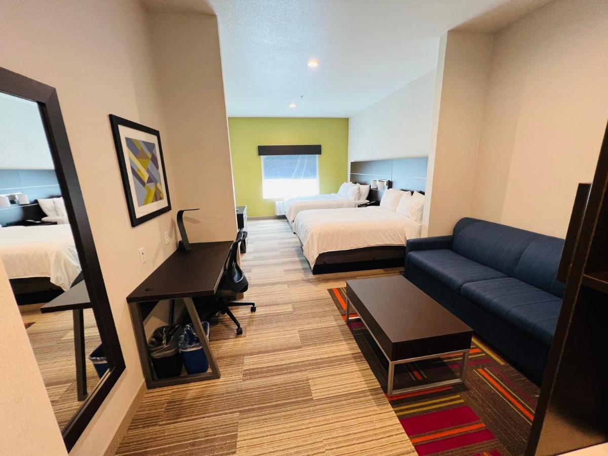 Holiday Inn Express & Suites Salinas By Ihg Buitenkant foto